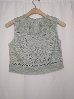 🔴5/$25 Xhilaration Light Blue Lace Crochet Crop Top